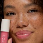 Summer Fridays Dream Lip Oil - Hydrating Tinted Lip Gloss Oil - Non-Sticky Formula with Skincare Benefits for Long-Lasting Softness + Shine - Effortless Beauty Gifts - Pink Cloud (0.15 Oz) - Image 4