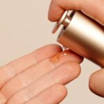 Clarins DOUBLE SERUM | Anti Aging Face Serum | Visibly Firms, Smoothes, Boosts Radiance, and Refines Pores | 24H Hydration | All Skin Types - Image 11