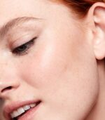 MAKE Beauty Skin Tint – Sheer to Medium Coverage with a Natural Radiant Finish. Lightweight, Smoothing Formula with Niacinamide and Adenosine. Diffusion Dew – 01 Fair - Image 4