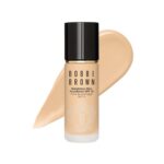 Bobbi Brown Weightless Skin Foundation SPF 15 | Oil-Controlling Liquid Foundation with 24-Hour Hydration | Medium Coverage Natural Matte Finish for All Skin Types - Image 2