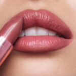 Charlotte Tilbury K.I.S.S.I.N.G Lipstick - Moisturizing & Hydrating Lipstick with Light-Diffusing Pigments for a Luminous Finish & Fuller-Looking Lips - Image 7